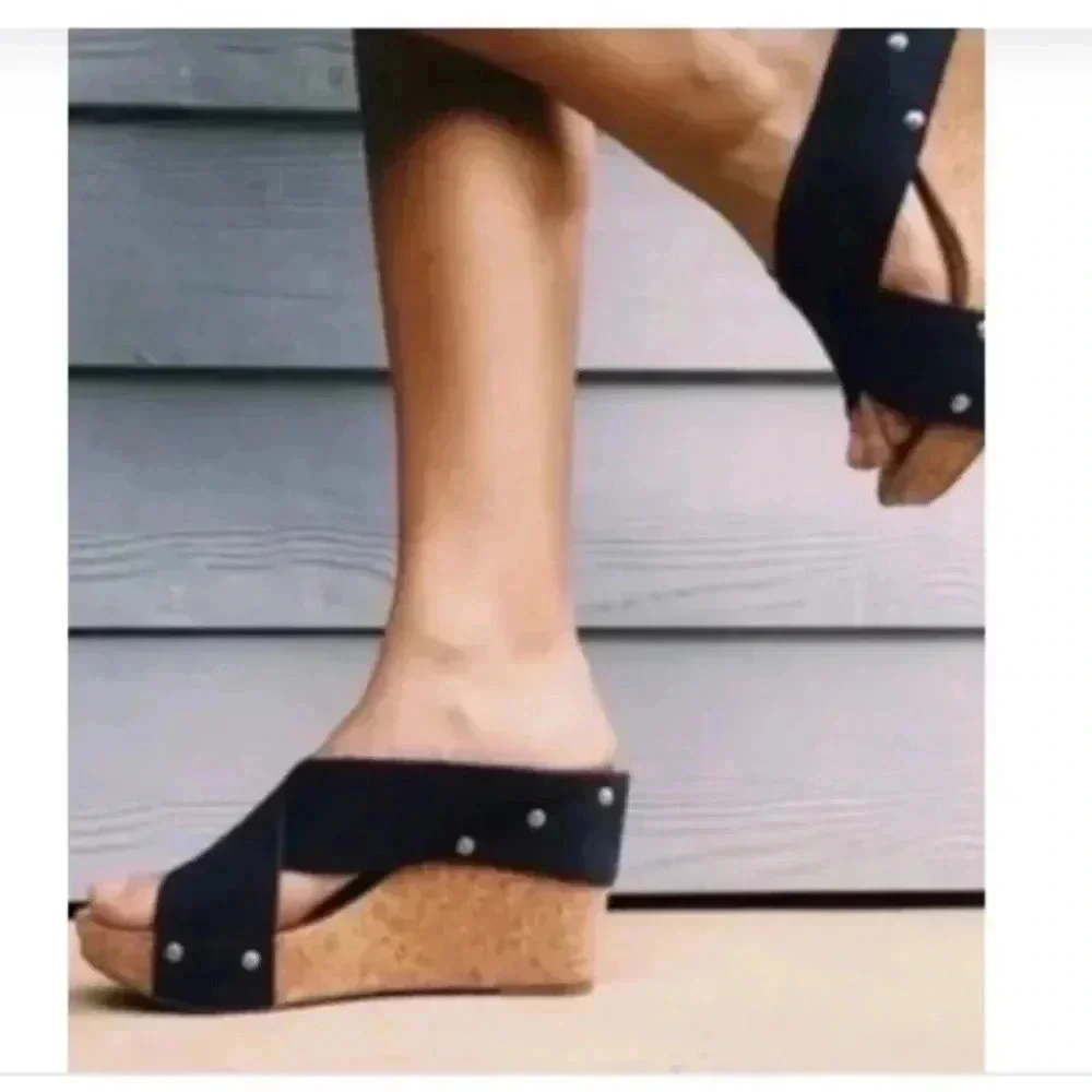 Lucky Brand women’s Miller 2 cork and Canvas wedge size 7.5
